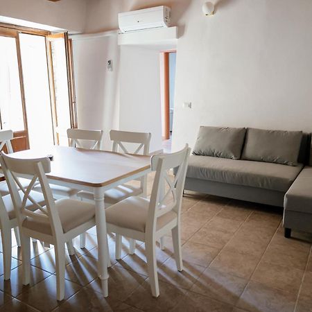 La Portella Quiet Residence Oriolo  Екстериор снимка