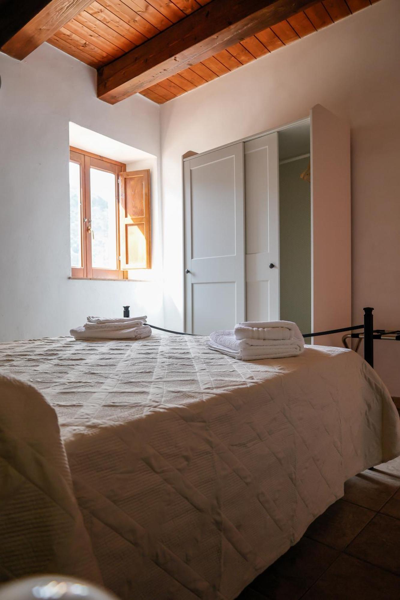 La Portella Quiet Residence Oriolo  Екстериор снимка